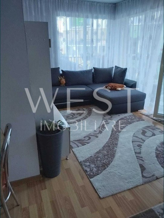 Apartament cu 3 camere, la cheie! 2 balcoane! Parcare! Str. Florilor!