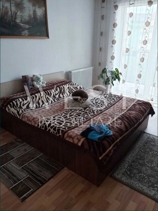 Apartament cu 3 camere, la cheie! 2 balcoane! Parcare! Str. Florilor!