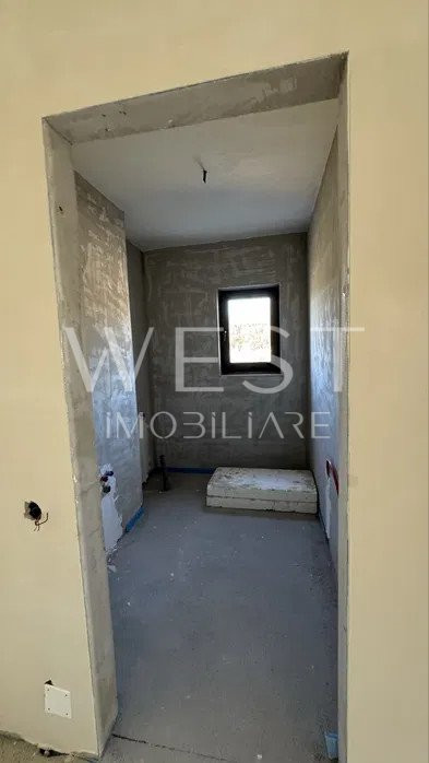 Apartament 3 camere /72mp! Zona Somesului! Parcare ! Etaj intermediar!