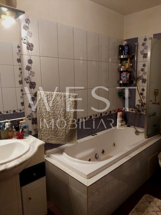 Apartament 2 cam 61 mp zona Poligon! la cheie, parcare inclusa, etj 1!