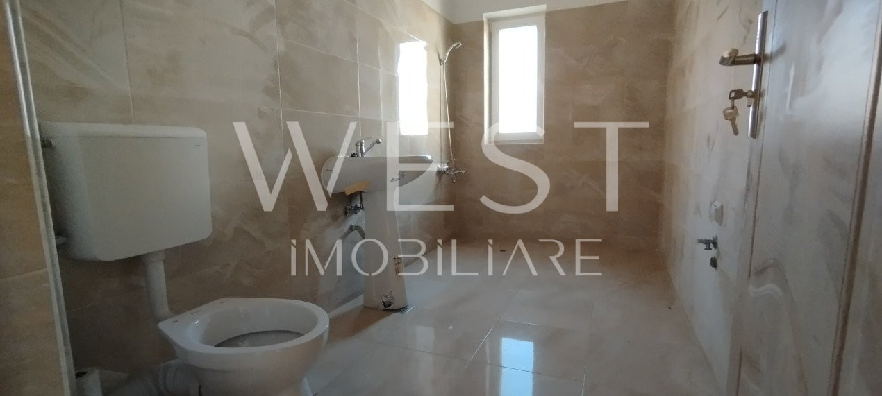 Spațiu Comercial de Închiriat | 54mp  + 17 mp Terasă | 2  Parcari | 