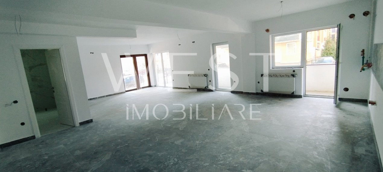 Spațiu Comercial de Închiriat | 54mp  + 17 mp Terasă | 2 Locuri de Parcare | 