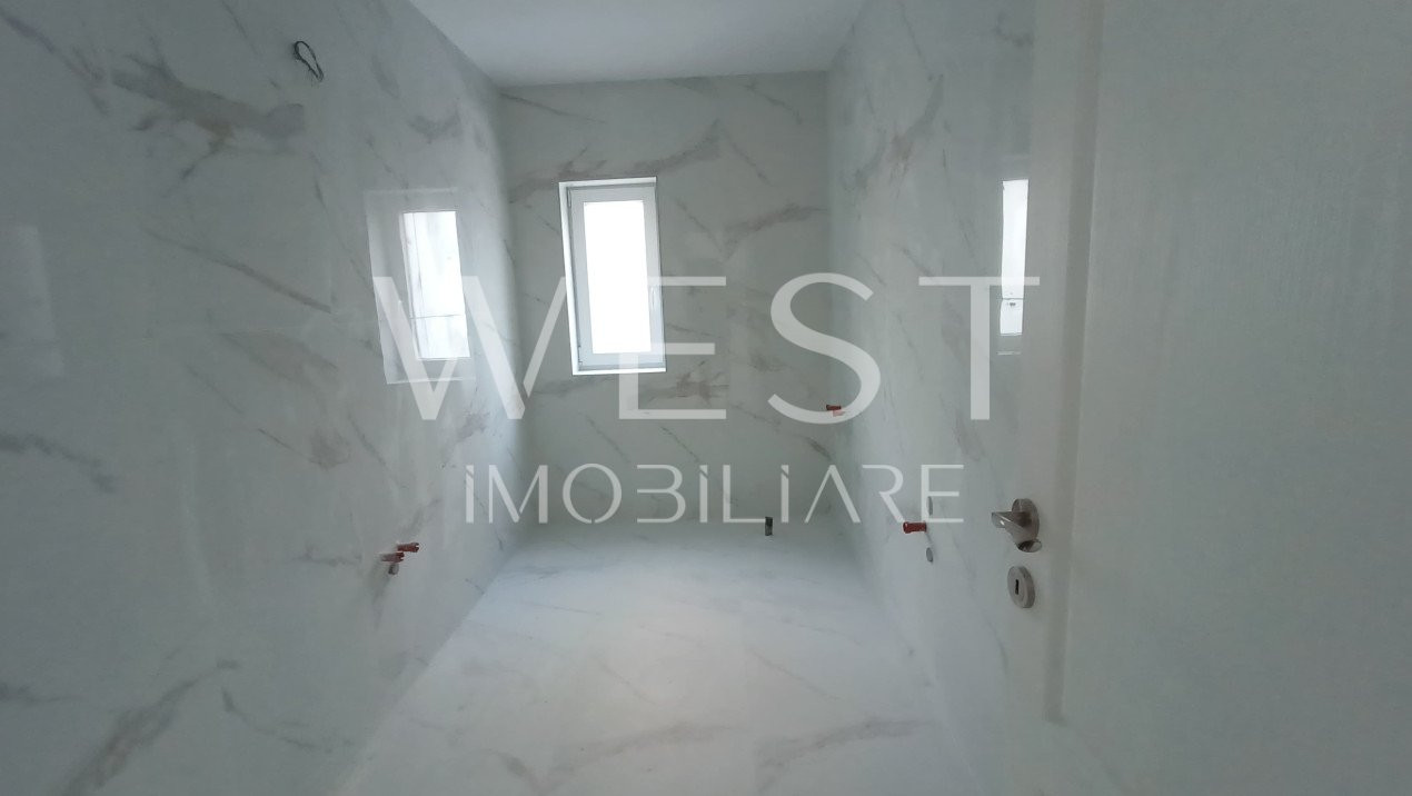Spațiu Comercial de Închiriat | 54mp  + 17 mp Terasă | 2 Locuri de Parcare | 
