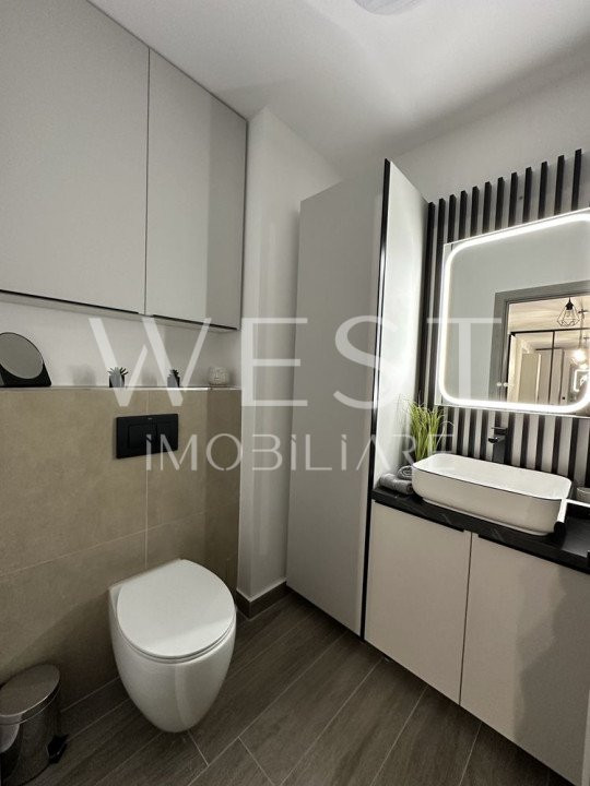 Apartament 55mp de lux! Nou! Cu CF! Parcare Subterana! Str. Eroilor!