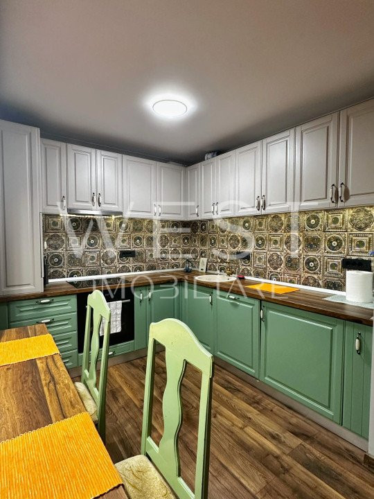 Apartament 3 camere superfinisat-LA CHEIE-parcare!Zona Panemar/Eroilor