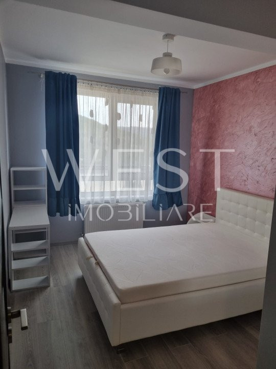 Apartament 3 camere+25mp Terasa! Parcare! Zona Vivo! Modern! La cheie!