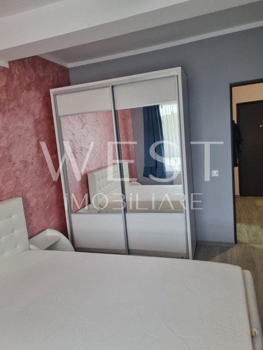 Apartament 3 camere+25mp Terasa! Parcare! Zona Vivo! Modern! La cheie!