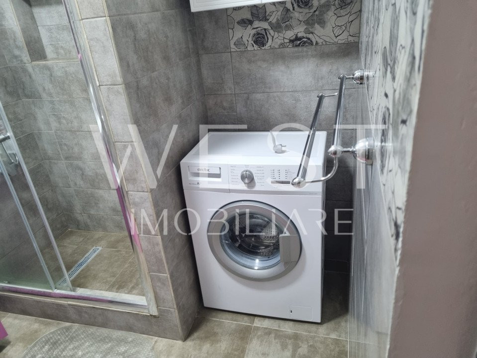 Apartament 3 camere+25mp Terasa! Parcare! Zona Vivo! Modern! La cheie!