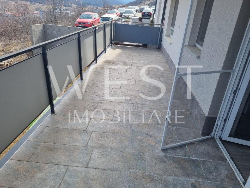 Apartament 3 camere+25mp Terasa! Parcare! Zona Vivo! Modern! La cheie!
