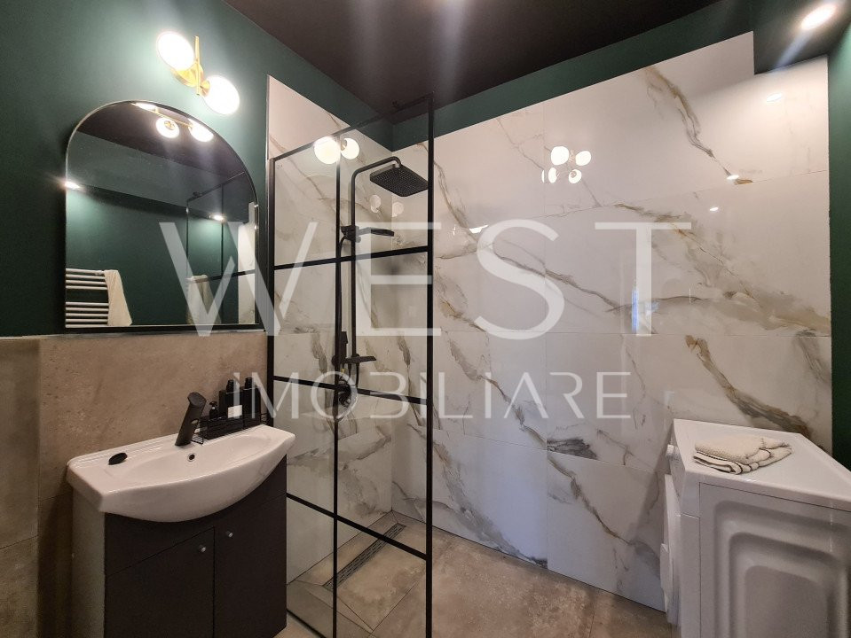 Apartament 2 camere decomandat,53mp!Etaj intermediar!La cheie!