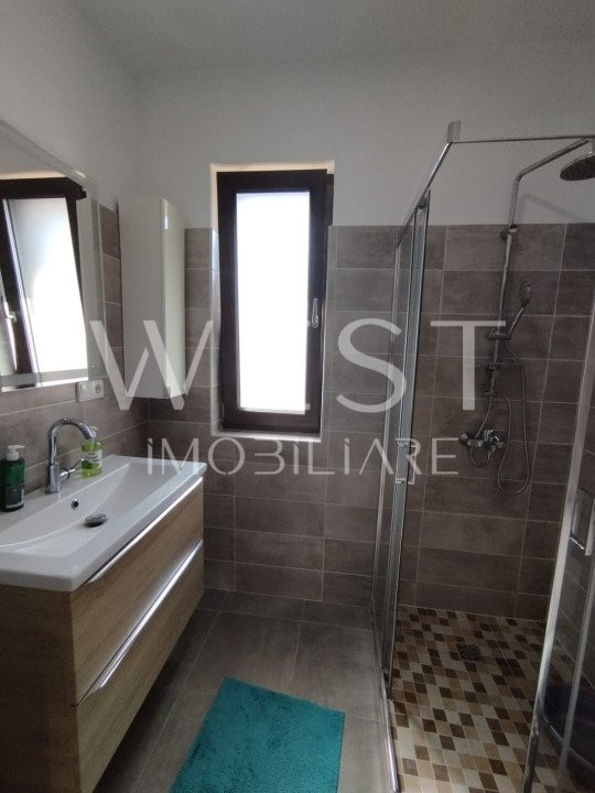 Ansamblu rezidential! Casa tip duplex! Acces privat! Zona Urusagului!