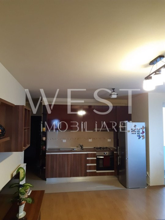 Apartament 3 camere,64mp la cheie!Etaj intermediar!Parcare!Zona VIVO !