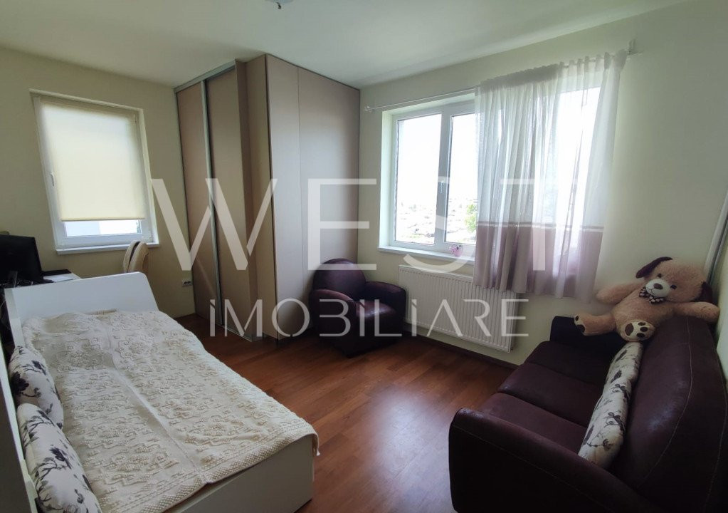 Apartament 3 camere,64mp la cheie!Etaj intermediar!Parcare!Zona VIVO !