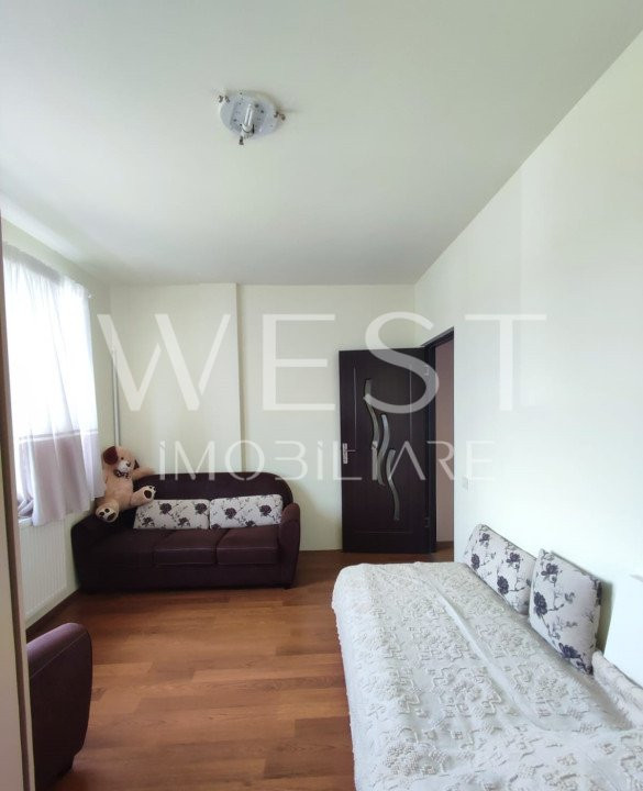 Apartament 3 camere,64mp la cheie!Etaj intermediar!Parcare!Zona VIVO !
