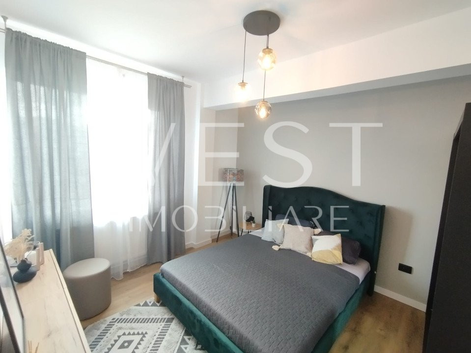 Apartament 3 camere 60mp! La cheie! Parcare! Zona Teilor! View superb!