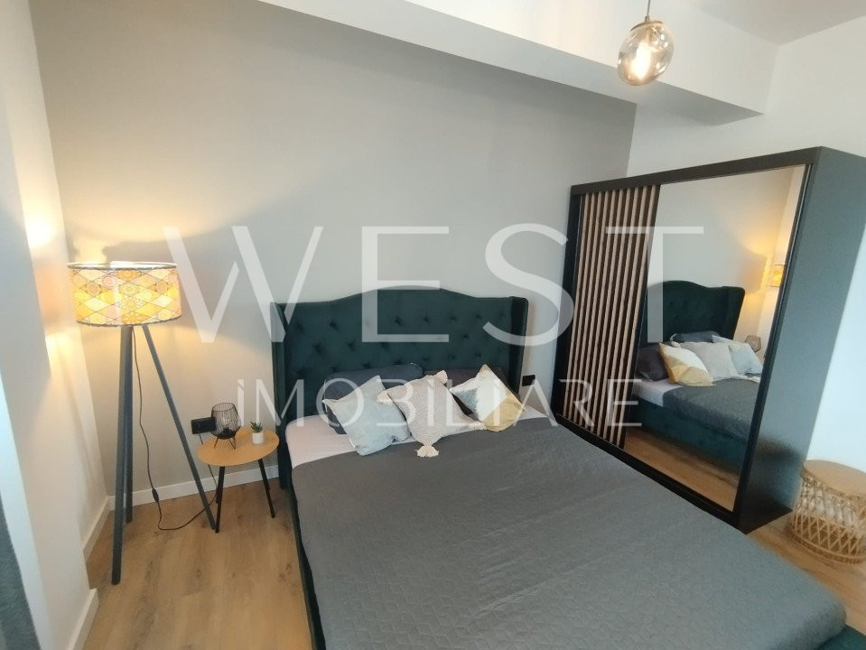Apartament 3 camere 60mp! La cheie! Parcare! Zona Teilor! View superb!