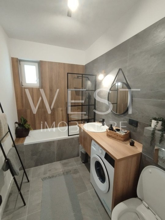 Apartament 3 camere 60mp! La cheie! Parcare! Zona Teilor! View superb!