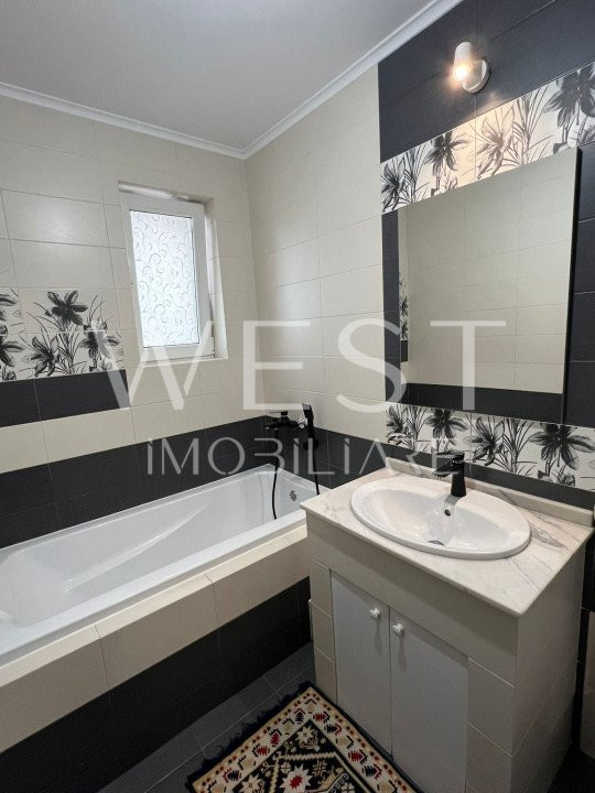 Apartament 2 camere 47mp! Proaspat Renovat! Parcare inclusa! Florilor!