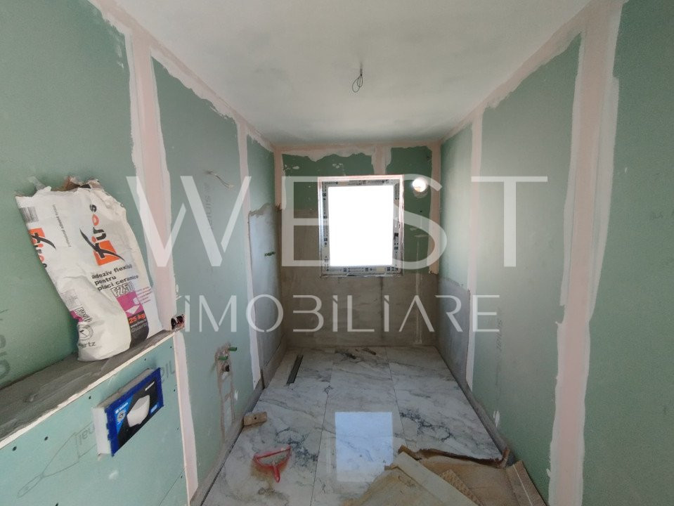 Penthouse unic in Floresti! 161mp utili+143mp terasa! Partial Finisat!