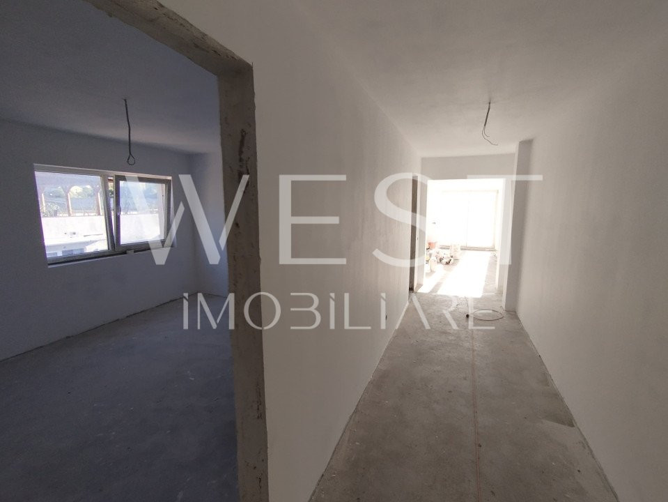 Penthouse unic in Floresti! 161mp utili+143mp terasa! Partial Finisat!