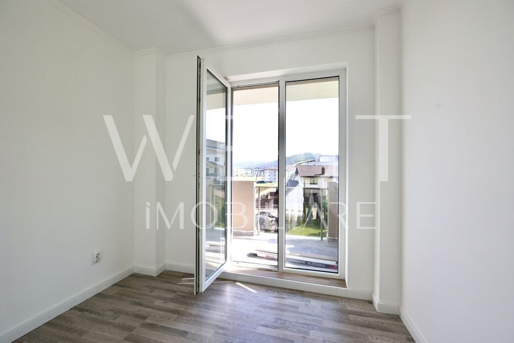 Apartament superfinisat, 3 camere/67mp! Parcare subterana! Zona Teilor