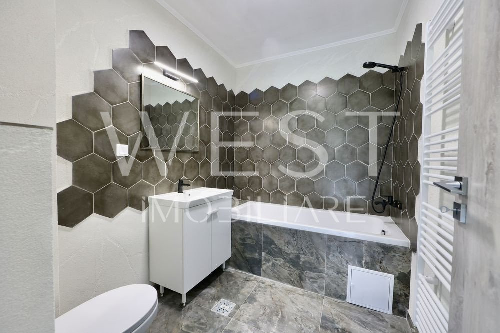 Apartament superfinisat, 3 camere/67mp! Parcare subterana! Zona Teilor