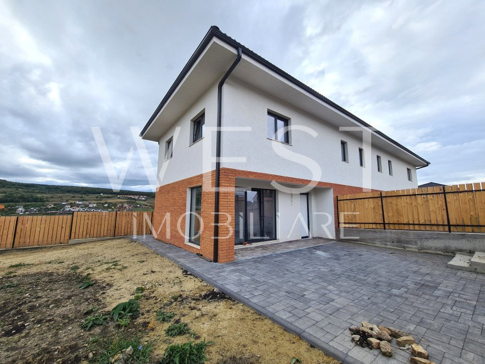 Casa tip duplex/panorama deosebita! CF disponibil ! 4 camere/ Chinteni
