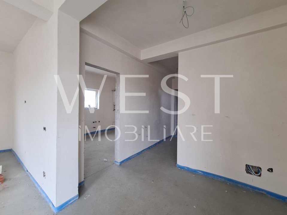 Duplex cu curte proprie!CF disponibil!4 camere/teren 320mp! Chinteni