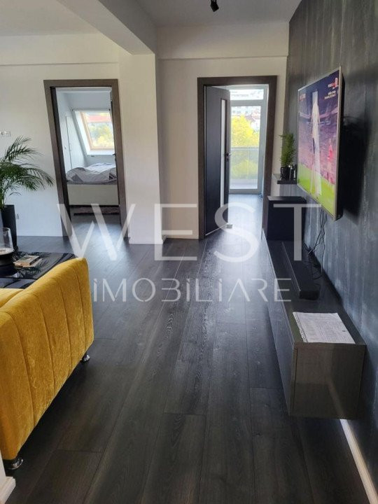 Apartament superfinisat LA CHEIE ! 3 camere ! 2 Parcari ! Zona Vivo !
