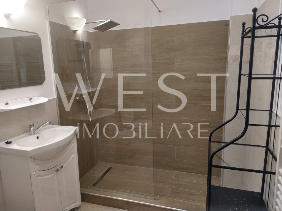 Apartament 3 camere 70mp! Mobilat/Utilat! Parcare inclusa! Catanelor!