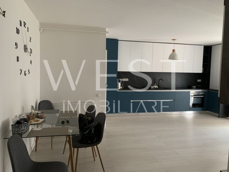 Apartament 67mp! Mobilat/Utilat Modern! Str. Eroilor! Parcare inclusa!
