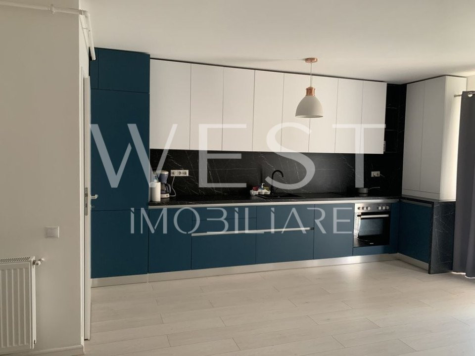 Apartament 67mp! Mobilat/Utilat Modern! Str. Eroilor! Parcare inclusa!