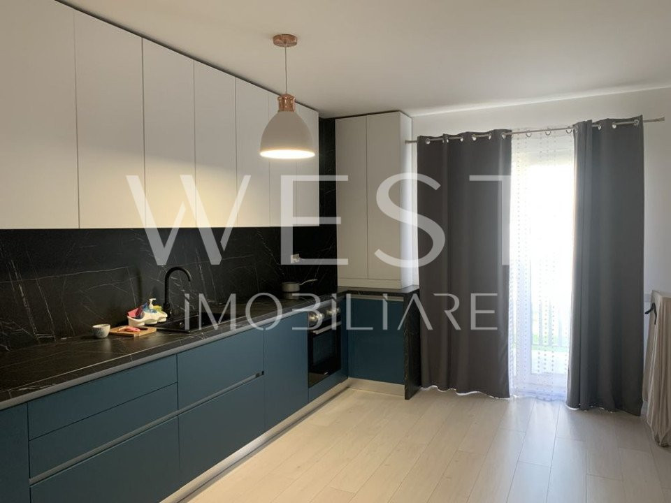 Apartament 67mp! Mobilat/Utilat Modern! Str. Eroilor! Parcare inclusa!