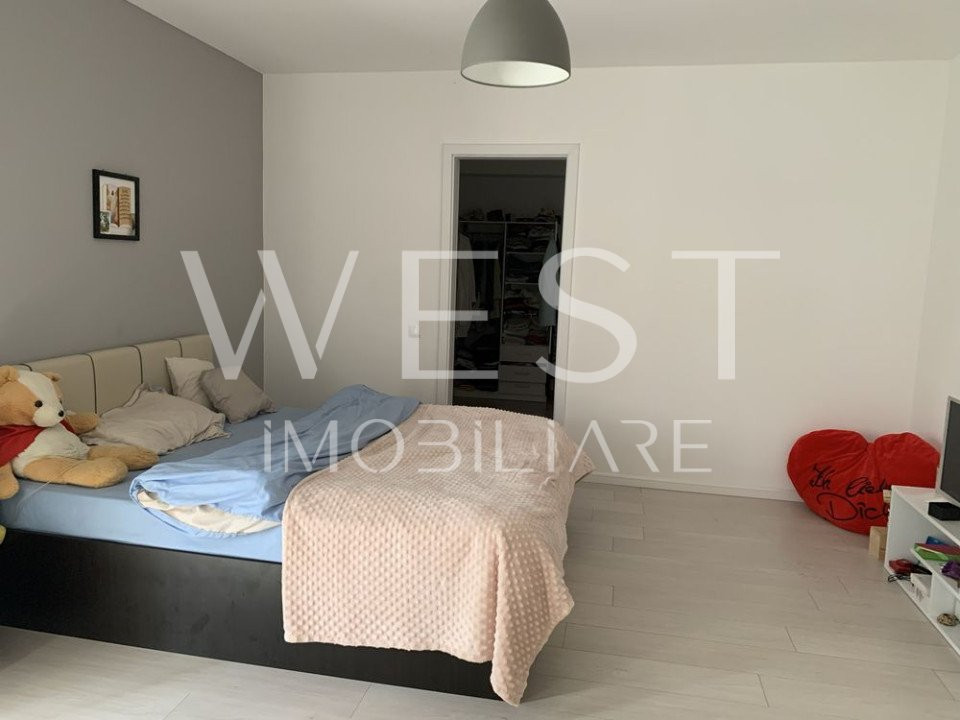 Apartament 67mp! Mobilat/Utilat Modern! Str. Eroilor! Parcare inclusa!