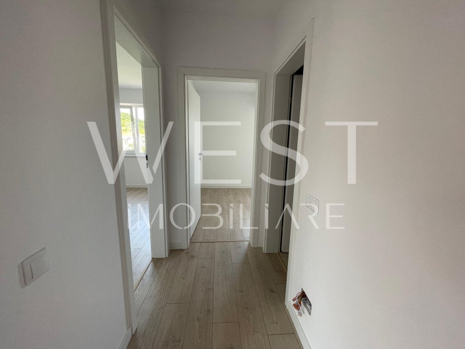 Apartament 3 camere,2 bai/66mp+8mp balcon cu VIEW! Parcare inclusa!