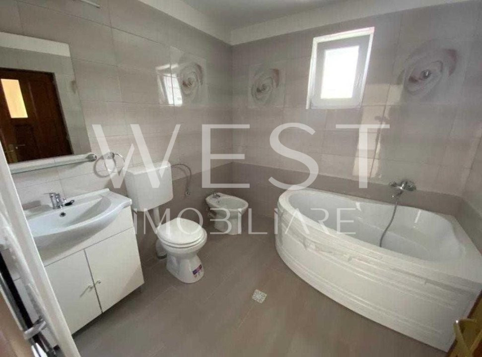 Spatiu comercial birouri 130mp utili! Parcari! Zona Parcului Poligon!