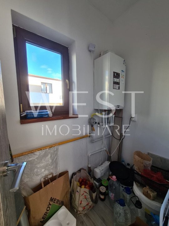 Apartament la vila,2 cam. cu gradina de 95mp!2 Parcari!Zona Urusagului