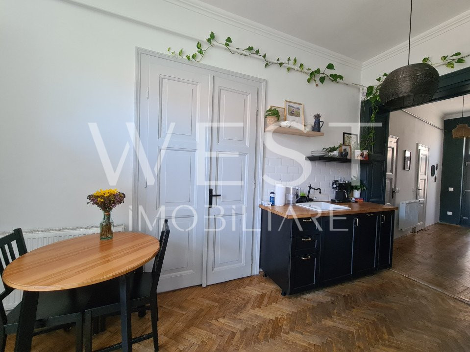Apartament 3 camere,87mp,la cheie!Stil neoclasic!Curte comuna!Horea