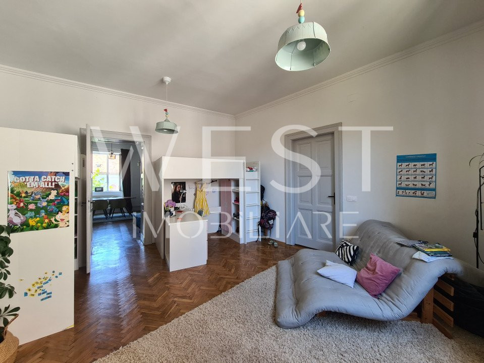 Apartament 3 camere,87mp,la cheie!Stil neoclasic!Curte comuna!Horea