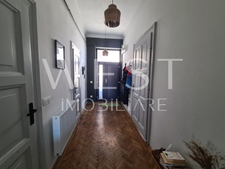 Apartament 3 camere,87mp,la cheie!Stil neoclasic!Curte comuna!Horea