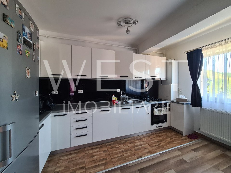 Apartament 3 camere mobilat/utilat!Balcon cu Priveliste! Stejarului