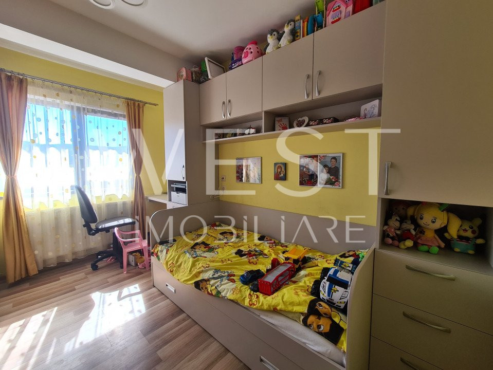Apartament 3 camere mobilat/utilat!Balcon cu Priveliste! Stejarului