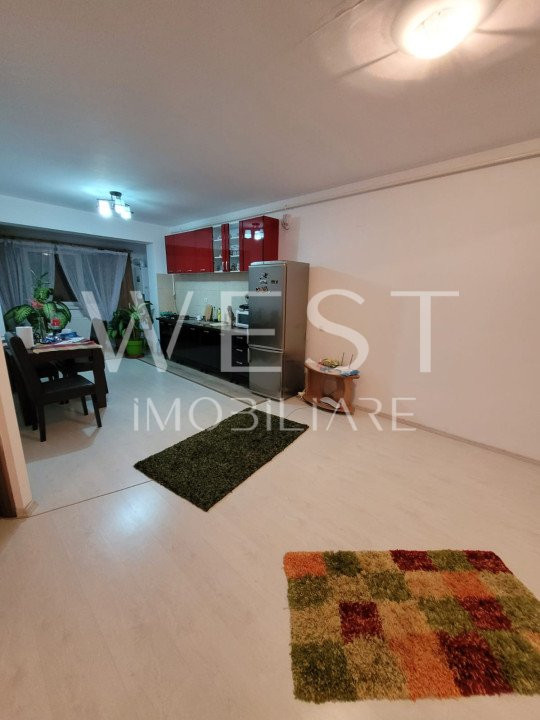 Apartament 2 camere,58mp LA CHEIE!Parcare!Balcoane!Strada Florilor