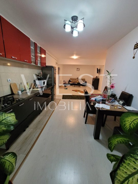 Apartament 2 camere,58mp LA CHEIE!Parcare!Balcoane!Strada Florilor