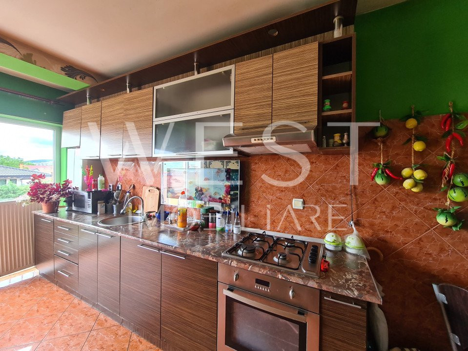 Apartament 4 camere/2 nivele/78mp!Priveliste!Strada Tautiului/Poligon