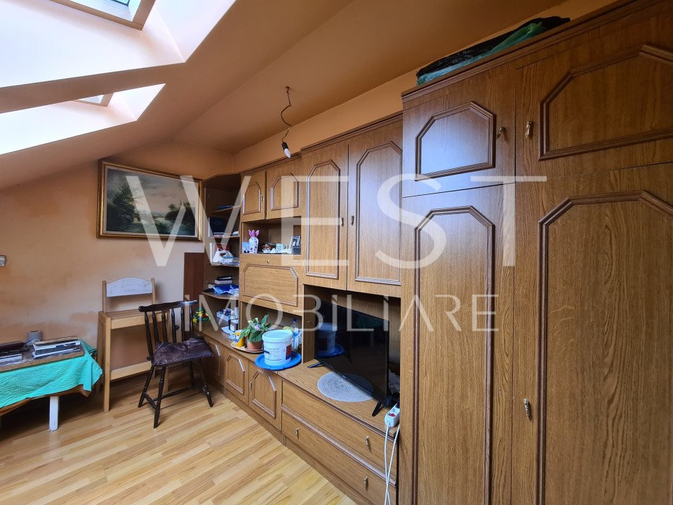 Apartament 4 camere/2 nivele/78mp!Priveliste!Strada Tautiului/Poligon