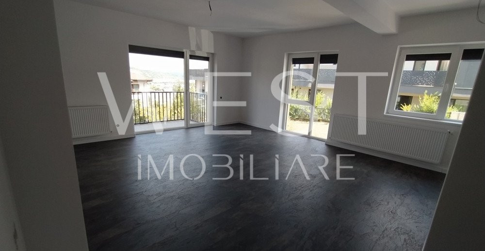 Apartament 2 camere 58mp! Finisat! Str. Razoare! Zona Vivo! Parcare!