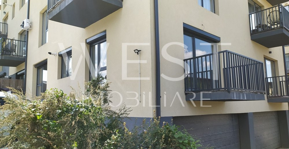 Apartament 2 camere 58mp! Finisat! Str. Razoare! Zona Vivo! Parcare!
