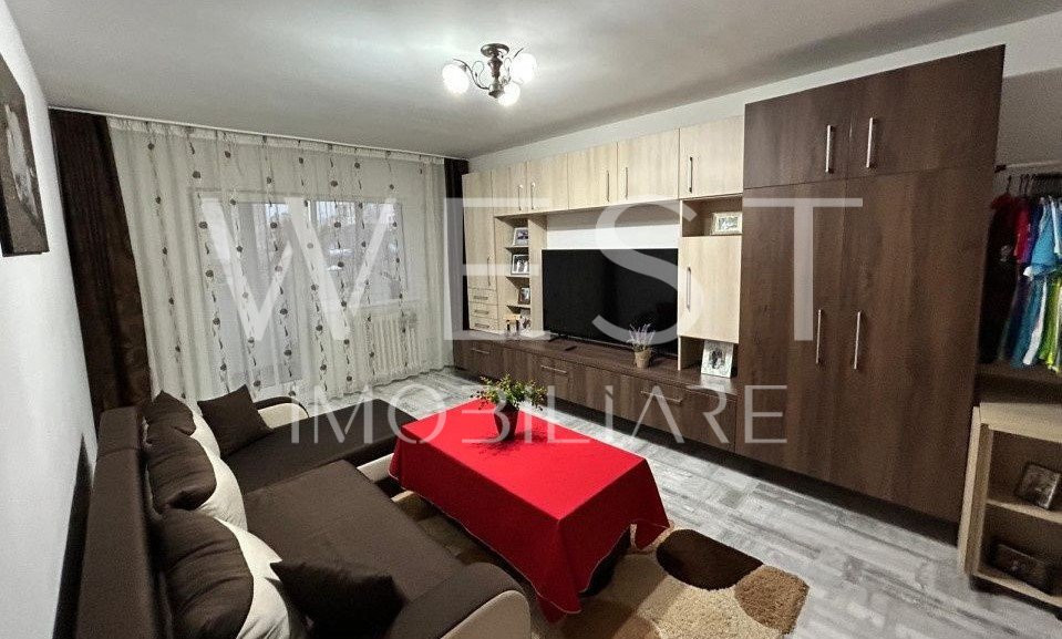Apartament decomandat 4 camere|Etaj intermediar|Boxa|Expo Transilvania