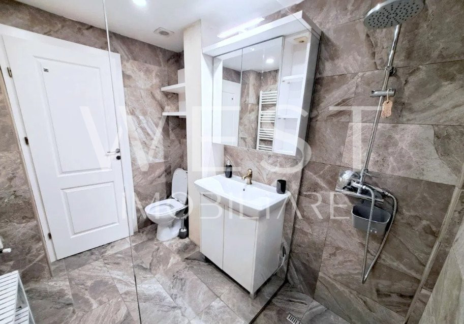 Apartament 2 camere la cheie/Etaj intermediar/Sub Cetate/Parc Poligon